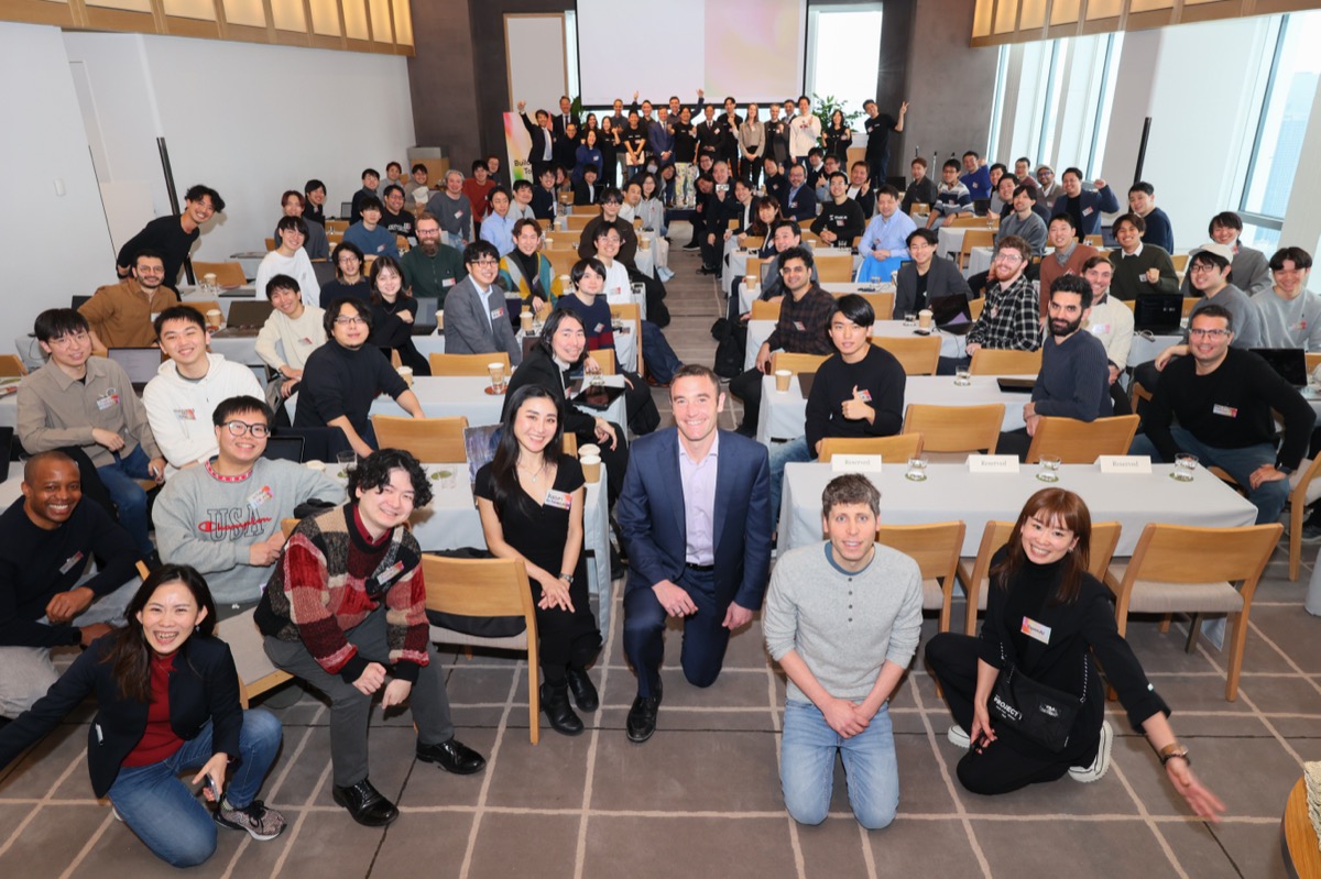 OpenAI Builder Lab group in Tokyo with Sam Altman at the front